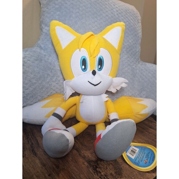 Sega Sonic the Hedgehog Tails Fox 17-inch Plush Stuffed Animal - Picture 1 of 4